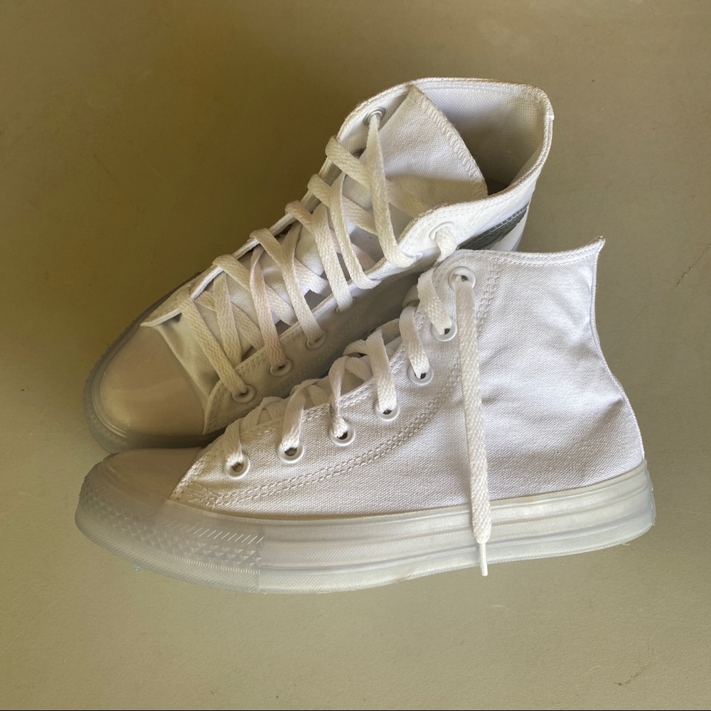 Womens All White Converse Chuck Taylors High Tops